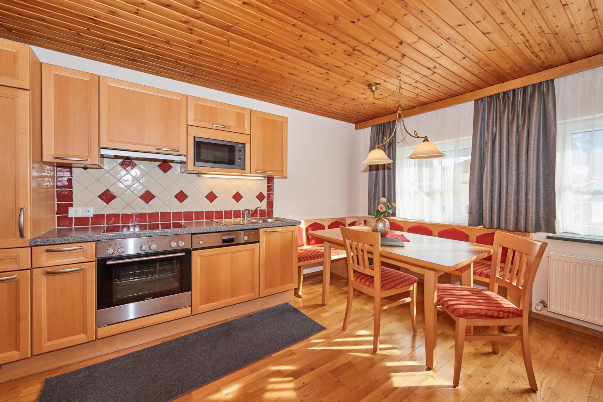 Aparthotel Rainerhof Flachau Habitación foto
